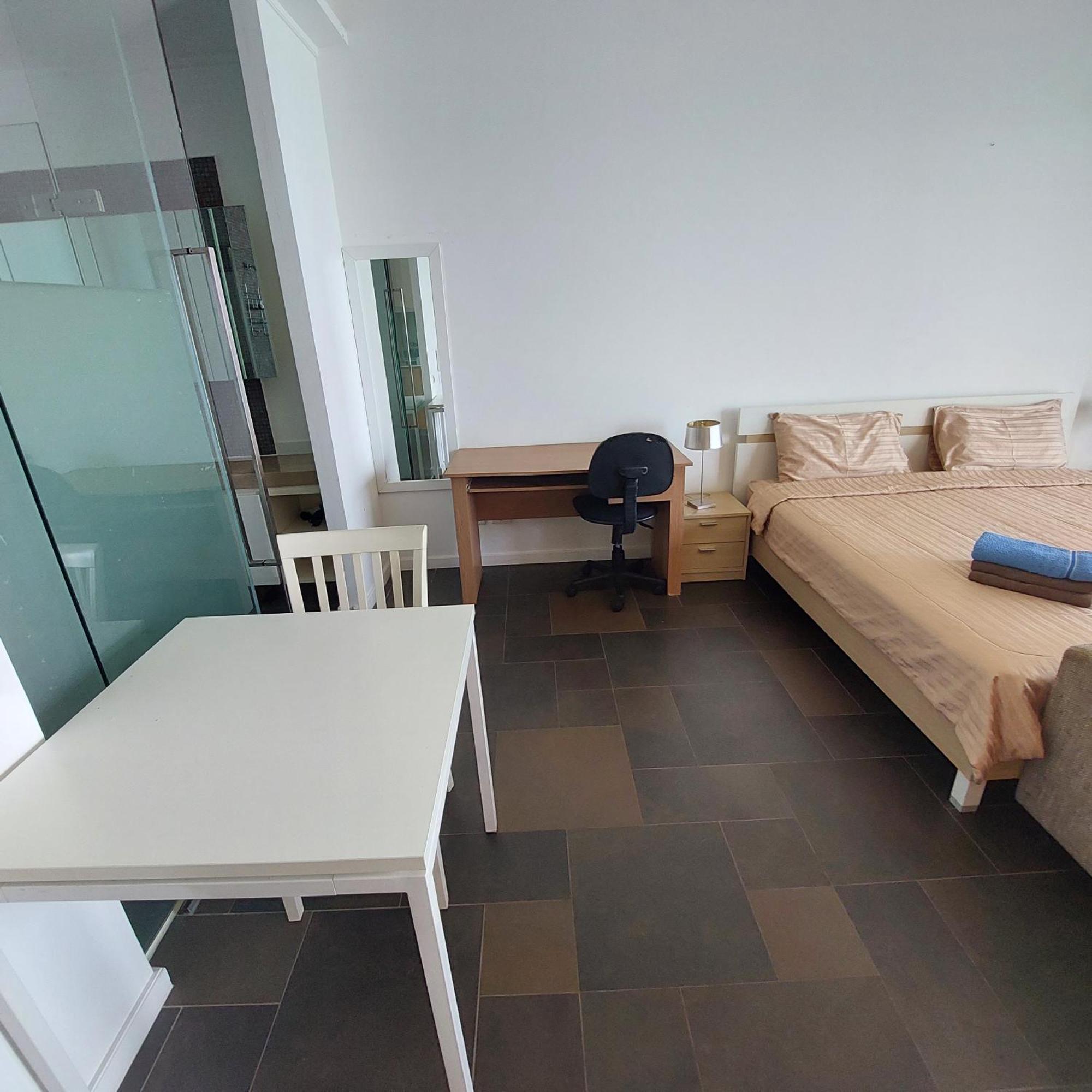 Sea View Apartment In Pattaya Zewnętrze zdjęcie