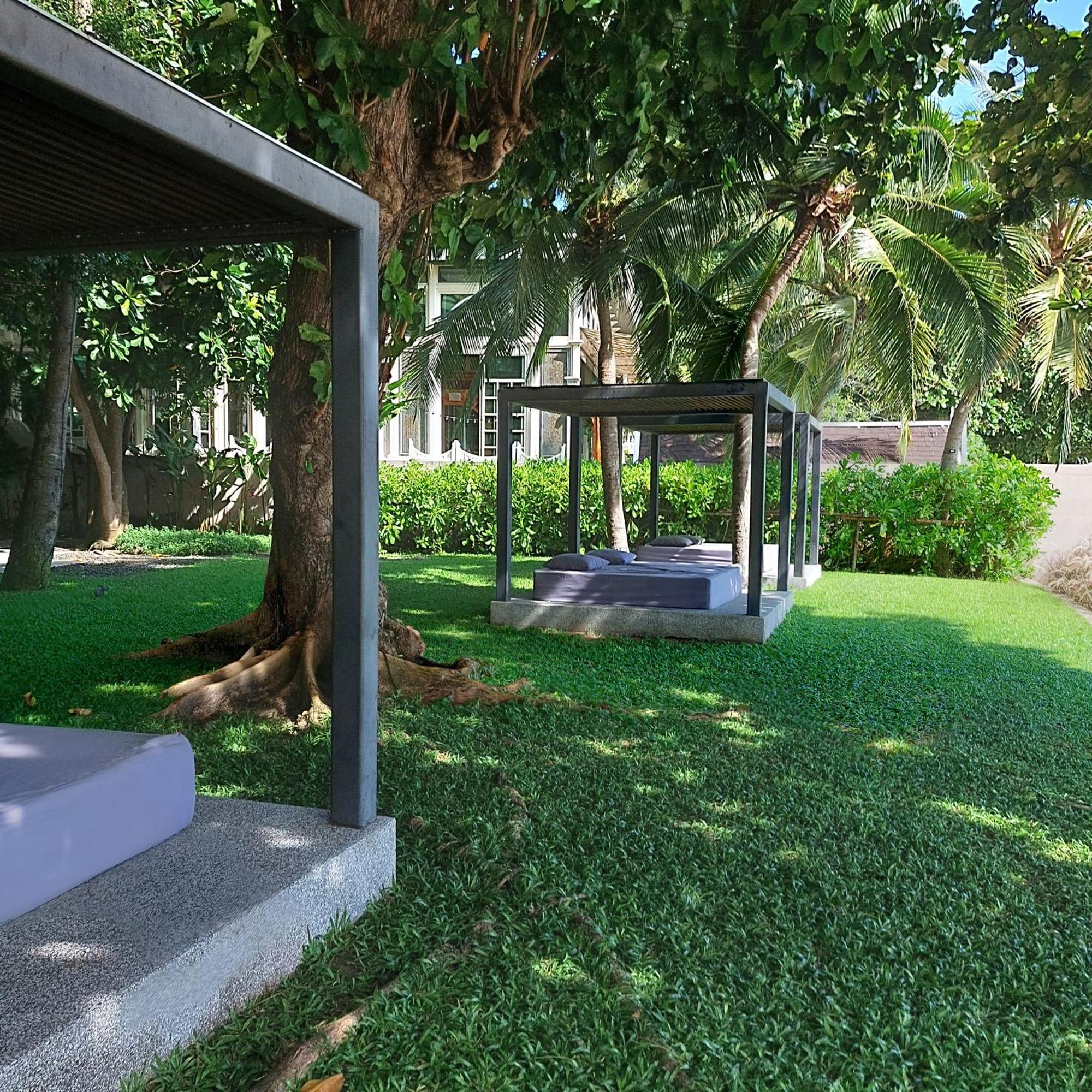 Sea View Apartment In Pattaya Zewnętrze zdjęcie