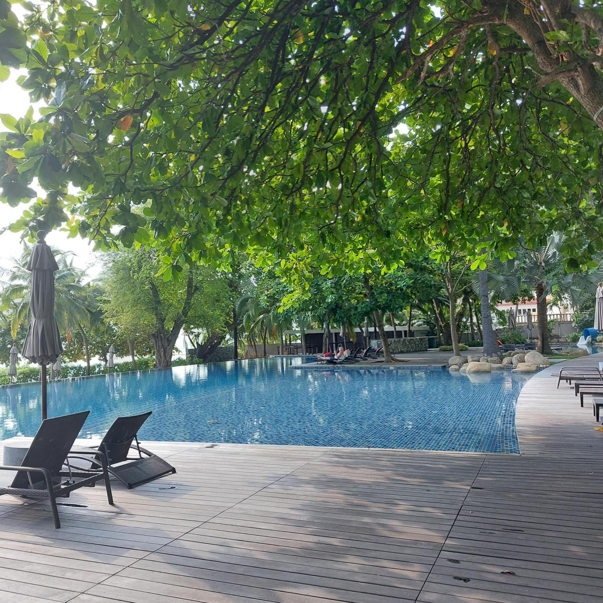 Sea View Apartment In Pattaya Zewnętrze zdjęcie