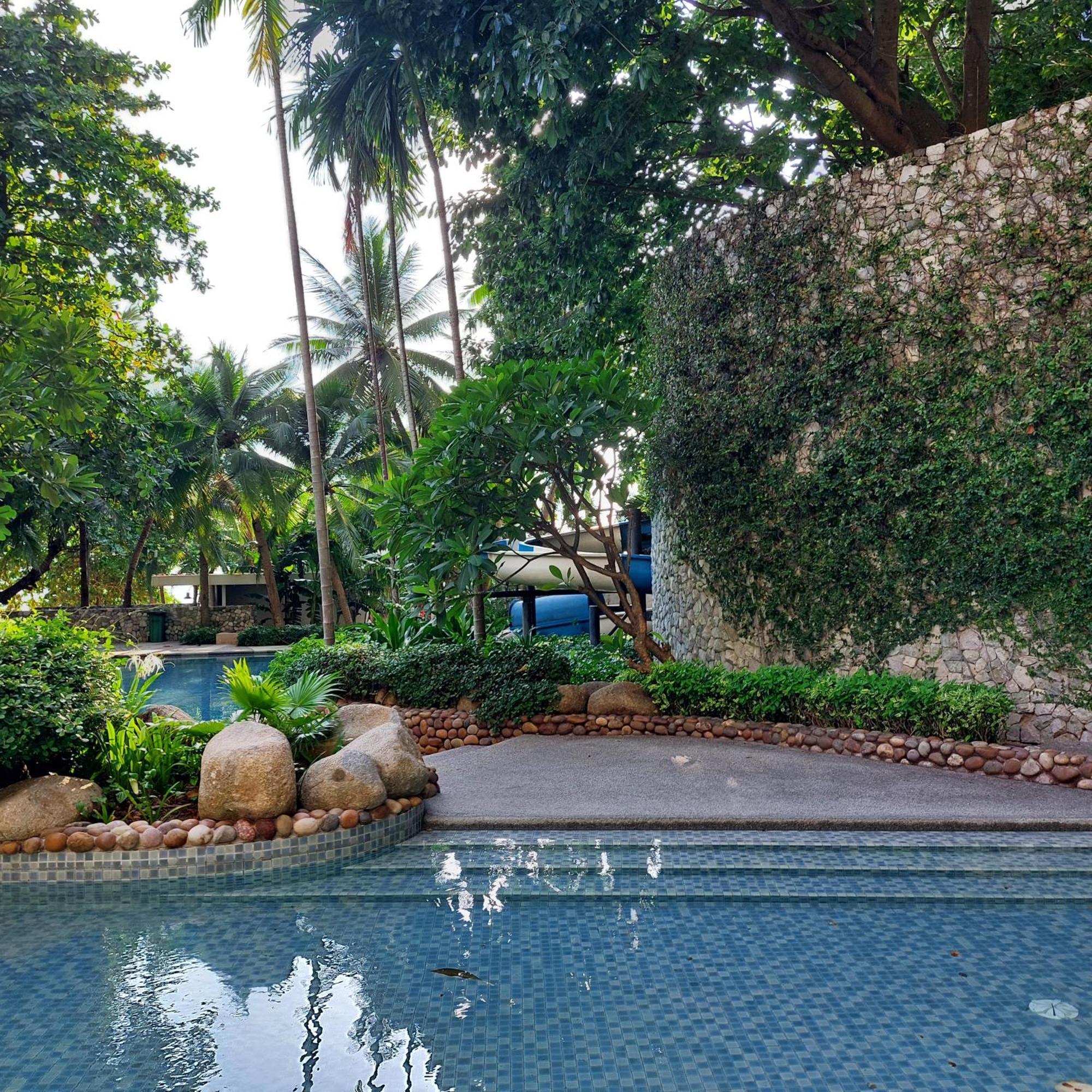 Sea View Apartment In Pattaya Zewnętrze zdjęcie