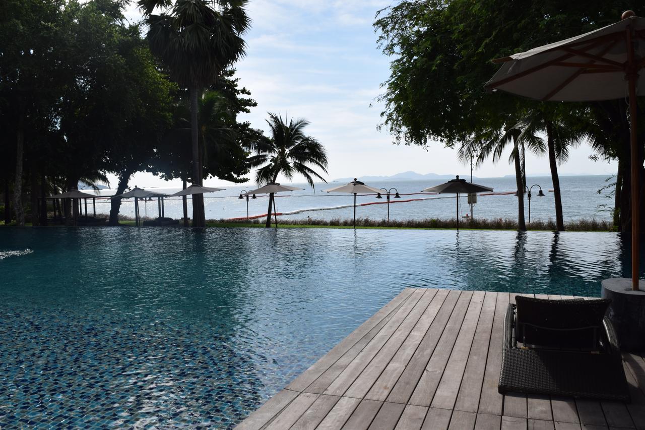 Sea View Apartment In Pattaya Zewnętrze zdjęcie