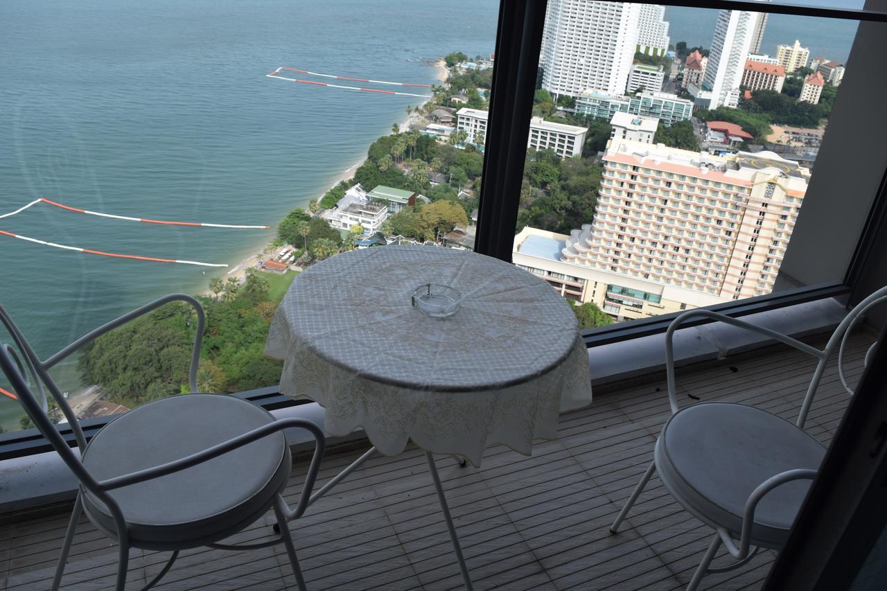 Sea View Apartment In Pattaya Zewnętrze zdjęcie